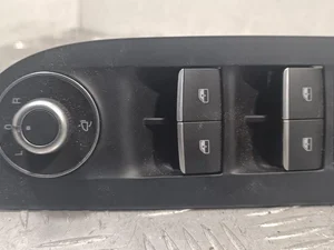 Alfa Romeo 01561291710, 01561181990, 01561291690 GIULIA (952_) 2017 Bouton de lève-vitre