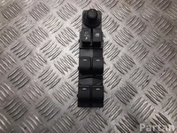 Mazda KG8N 66 350A / KG8N66350A CX-5 (KF) 2025 Выключатель электростекло подъемника спереди справа