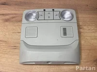 Škoda 5E0947105B ; 5Q0951171 / 5E0947105B, 5Q0951171 OCTAVIA III Combi (5E5) 2015 Wewnętrzne oświetlenie