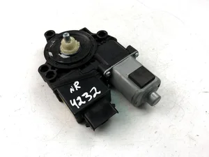 Kia 82460-A2010 / 82460A2010 CEE'D (JD) 2014 Moteur de lève-vitre