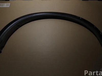 Volvo 30779578 XC90 I 2010 Listwa ozdobna/ochronna nadkola z przodu po prawej - Zdjęcie 1