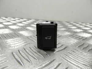 Jaguar J9D3-11B654-AA / J9D311B654AA I-PACE 2019 Bouton du coffre à bagages