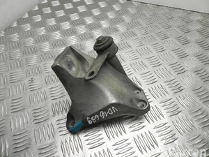 Audi 4F0 399 113 AJ / 4F0399113AJ A8 (4E_) 2007 Support