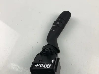 Toyota 02A3017J915 AYGO (_B4_) 2016 Levier /Interrupteur de lave-glace/nettoyage - Image 1