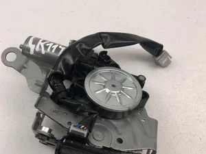 Lexus T51-61382-A / T5161382A UX (ZA10) 2021 Serrure