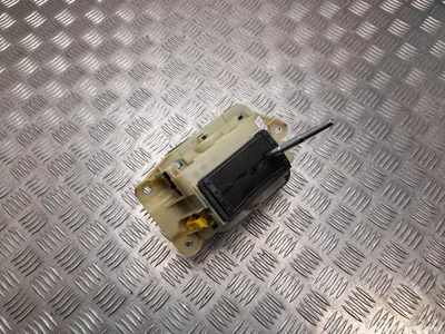 Mercedes-Benz A1722670124 SLK (R172) 2013 Levier de vitesse - Image 1