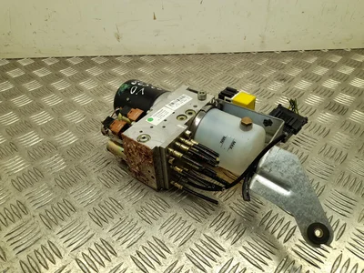 Mercedes-Benz A2098000330 CLK Convertible (A209) 2006 Control unit for convertible roof controls - Image 1