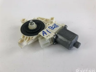 Mercedes-Benz A2469065200 A-CLASS (W176) 2014 Motor para subida de ventanas - Imagen 1