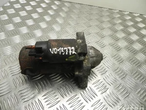 Opel 8200 621 305-A / 8200621305A VIVARO Box (F7) 2008 Démarreur