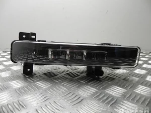 BMW 89250243 RH, 9477172-01, 90051532, A044633, E9 16194 / 89250243RH, 947717201, 90051532, A044633, E916194 6 Gran Turismo (G32) 2018 Projecteur antibrouillard