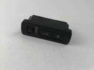 Volvo P31443874 XC90 II 2018 Botón del maletero