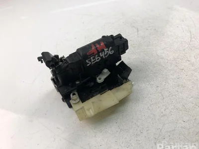 Dacia DUSTER 2013 Serrure de porte - Image 1