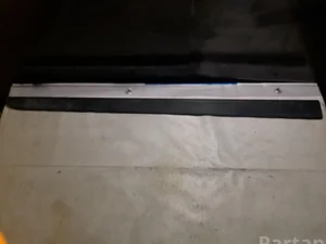 Volvo 9484225 S60 I 2003 Накладка декоративная спереди слева