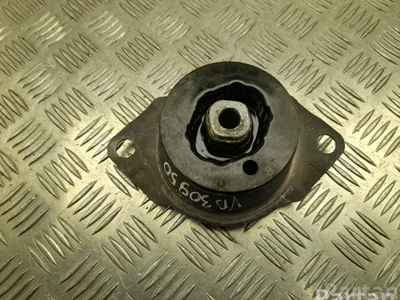 Ford USA LJ93-6F012-BB / LJ936F012BB Mustang Mach-E 2022 montage en caoutchouc collé - Image 1