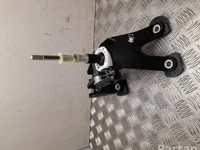 Mazda DFR5-46100 / DFR546100 CX-30 DM 2022 Levier de vitesse - Image 1