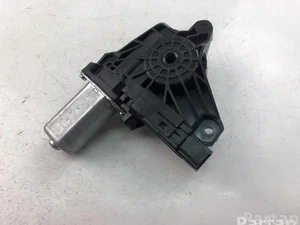 Mercedes-Benz A2469063200 B-CLASS (W246, W242) 2018 Motor para subida de ventanas