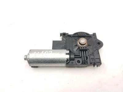 Audi 4M0.959.591, 10028299C / 4M0959591, 10028299C Q7 (4M) 2017 Moteur de toit coulissant - Image 1