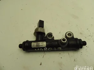 Jaguar 4R8Q-9C066-AE / 4R8Q9C066AE XF (X250) 2009 Distribution de carburant