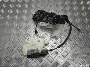 Volkswagen 3C1 837 016 A / 3C1837016A PASSAT (3C2) 2006 Serrure de porte Right Front