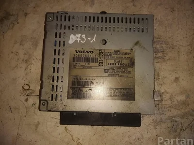 Volvo 30657551-1 / 306575511 XC90 I 2003 Changeur de CD - Image 1
