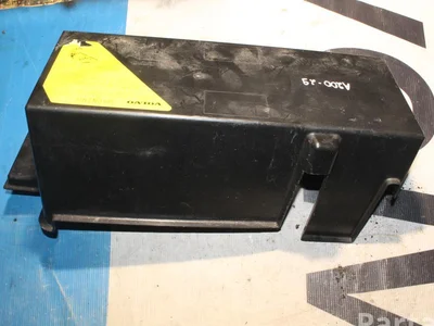 Volvo 8697004 XC90 I 2007 Bac à batterie - Image 1