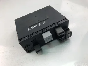 Volkswagen 3C0937049A PASSAT (3C2) 2009 Unidad de control central para sistema de confort