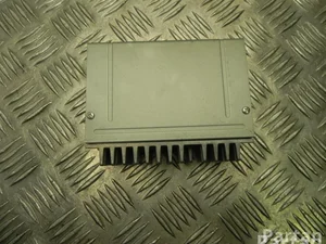 Toyota 86100-47100 / 8610047100 PRIUS (_W3_) 2010 Amplificateur audio