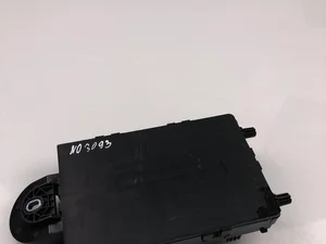 Volvo 32142591 XC90 II 2022 Caja de fusibles