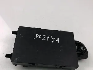 Volvo 32315317 XC60 II (246) 2019 Caja de fusibles