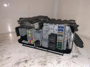 Volvo 30797010 XC90 I 2004 Boîte à fusibles