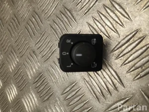 Škoda 565959565A Octavia Mk4 Combi 2024 Przycisk regulacji lusterek