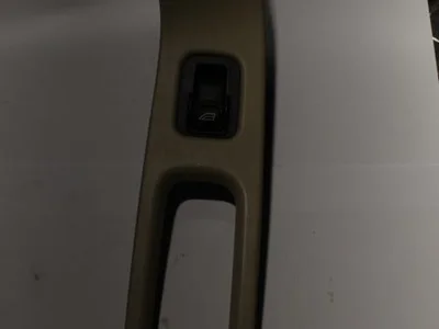 Volvo 30766405 XC60 2009 Bouton de lève-vitre - Image 1