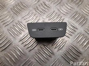 Volkswagen 2G6 035 718 / 2G6035718 Tayron 2025 Yстройство ввода USB