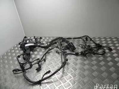 Mercedes-Benz A 274 150 98 88 / A2741509888 C-CLASS (W205) 2014 Fils du compartiment moteur - Image 1