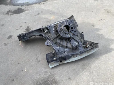 Mercedes-Benz CLS (C218) 2018 Quart de corps Left Front - Image 1