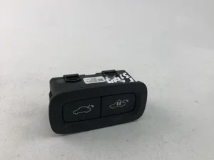 Volvo 31674801 XC90 II 2018 Botón del maletero