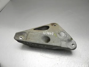 BMW 6784829 3 (F30, F80) 2013 Support