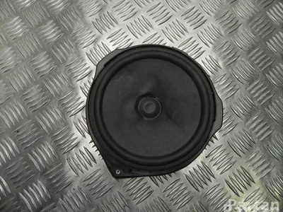 Mercedes-Benz A 204 820 19 02 / A2048201902 C-CLASS (W204) 2008 Haut-parleur - Image 1