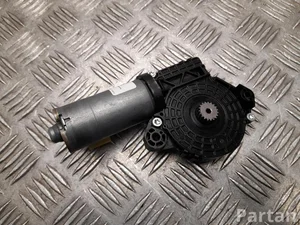 Volkswagen 3G9 877 795 B / 3G9877795B PASSAT Variant (3G5) 2015 Schiebedachmotor