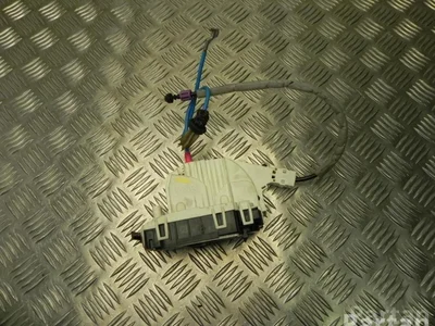 Mercedes-Benz A 204 730 30 35 / A2047303035 CLA Coupe (C117) 2014 Serrure de porte Right Rear - Image 1