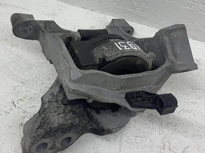 Mazda ENGINE MOUNT BRACKET / ENGINEMOUNTBRACKET 3 (BM) 2018 Support - Image 1