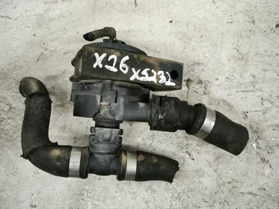 BMW 8486848 2 Gran Tourer (F46) 2018 Pompe à eau - Image 1