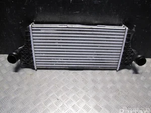 Mercedes-Benz A099 500 29 00 / A0995002900 GLE (W166) 2017 Refroidisseur d'air comprimé intermédiaire