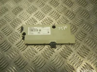 BMW 9267084 5 (F10) 2012 Amplificateur d'antenne