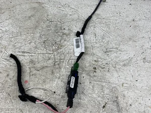 Opel 9833137780, 9847604180 Astra L Hatchback 2023 Amplificateur d'antenne