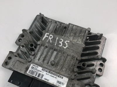 Ford 6U71-12A650-KA / 6U7112A650KA KUGA I 2009 Unité de contrôle moteur - Image 1