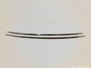 Mercedes-Benz V2957710J0 EQE V295 2023 Décoration de cadre de verre porte