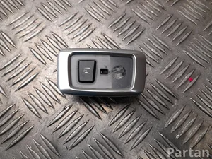 Volvo 31694122 XC90 II 2019 Wewnętrzne oświetlenie