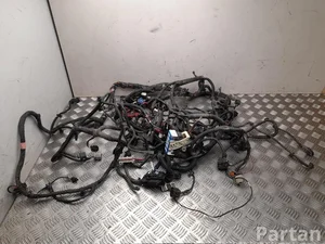 Tesla 1067275-00-B / 106727500B MODEL X 2016 Salono laidai