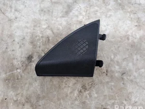 Mercedes-Benz A2057200148 C-CLASS (W205) 2015 Grille de haut-parleur